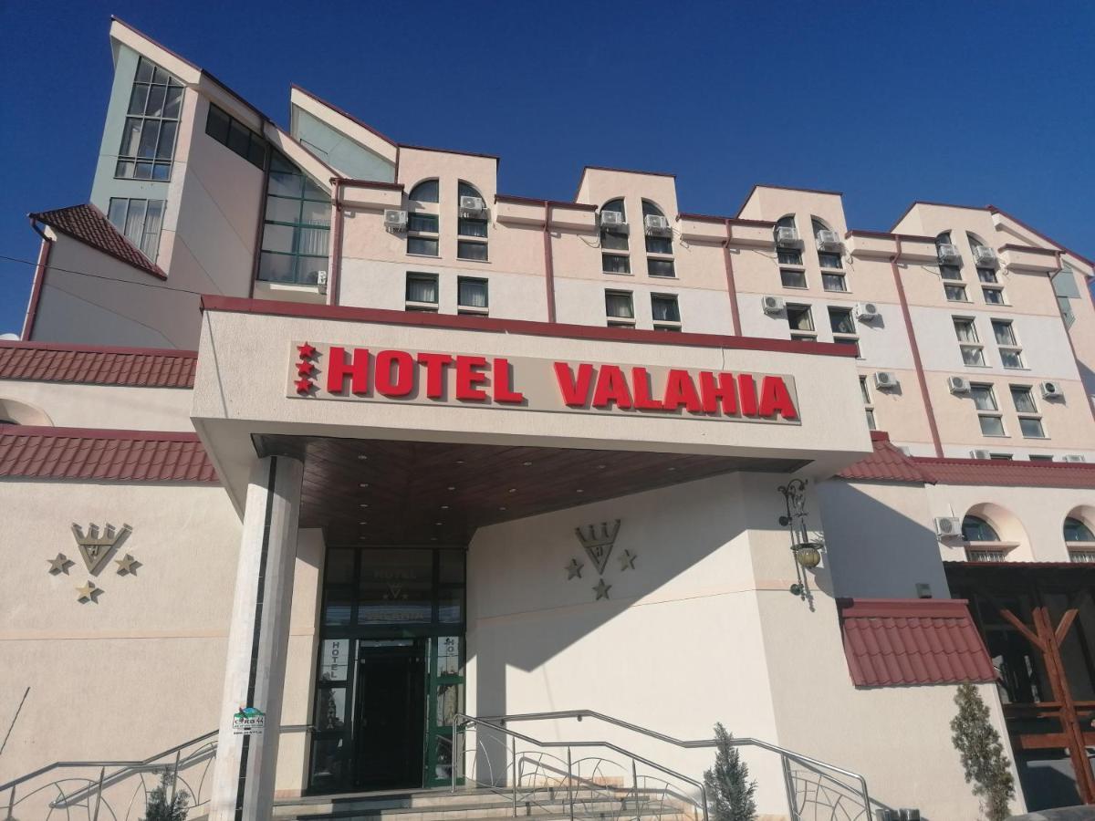 Hotel Valahia Targoviste Extérieur photo